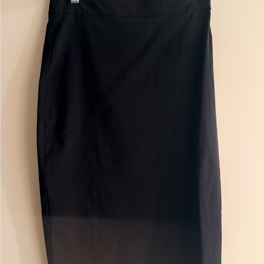 EUC Avenue Montaigne Tailored Black Women's Pencil Skirt